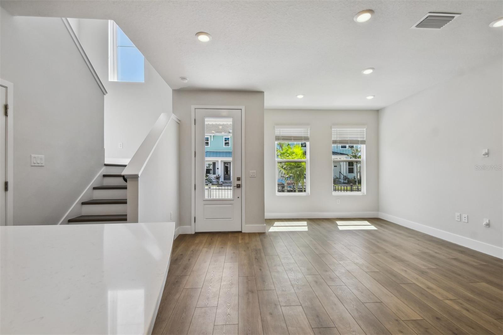 7205 SUTTON LN, SARASOTA, FL, 34240
