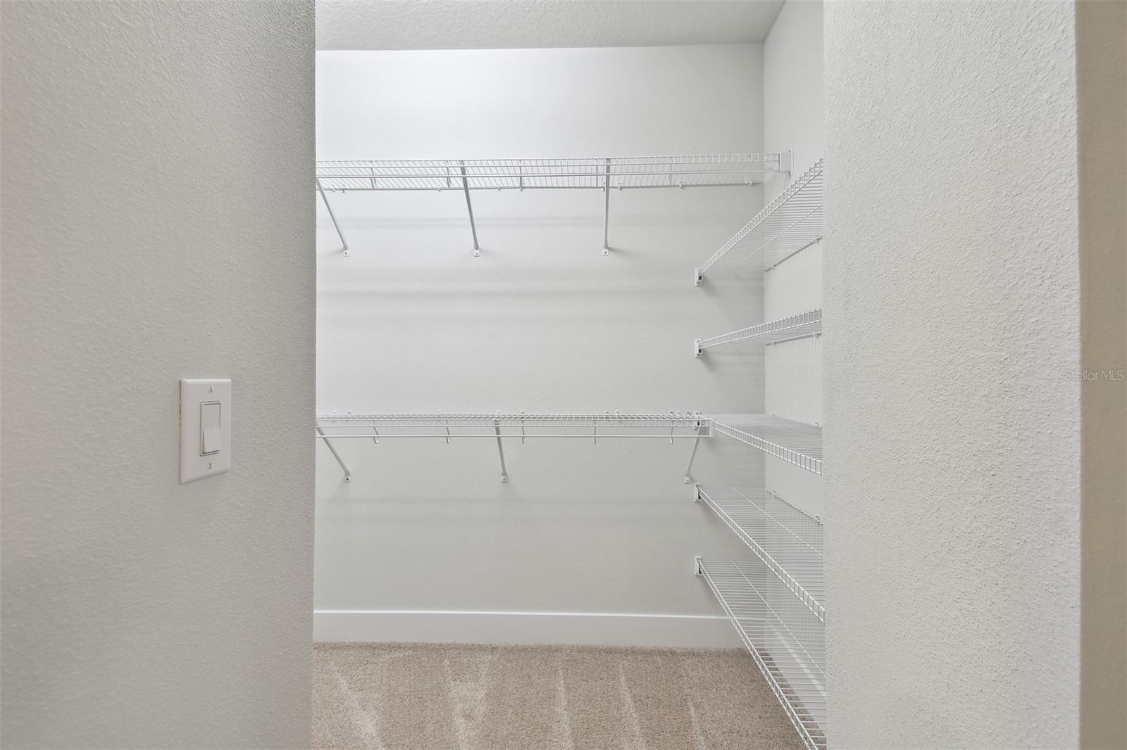 7205 SUTTON LN, SARASOTA, FL, 34240
