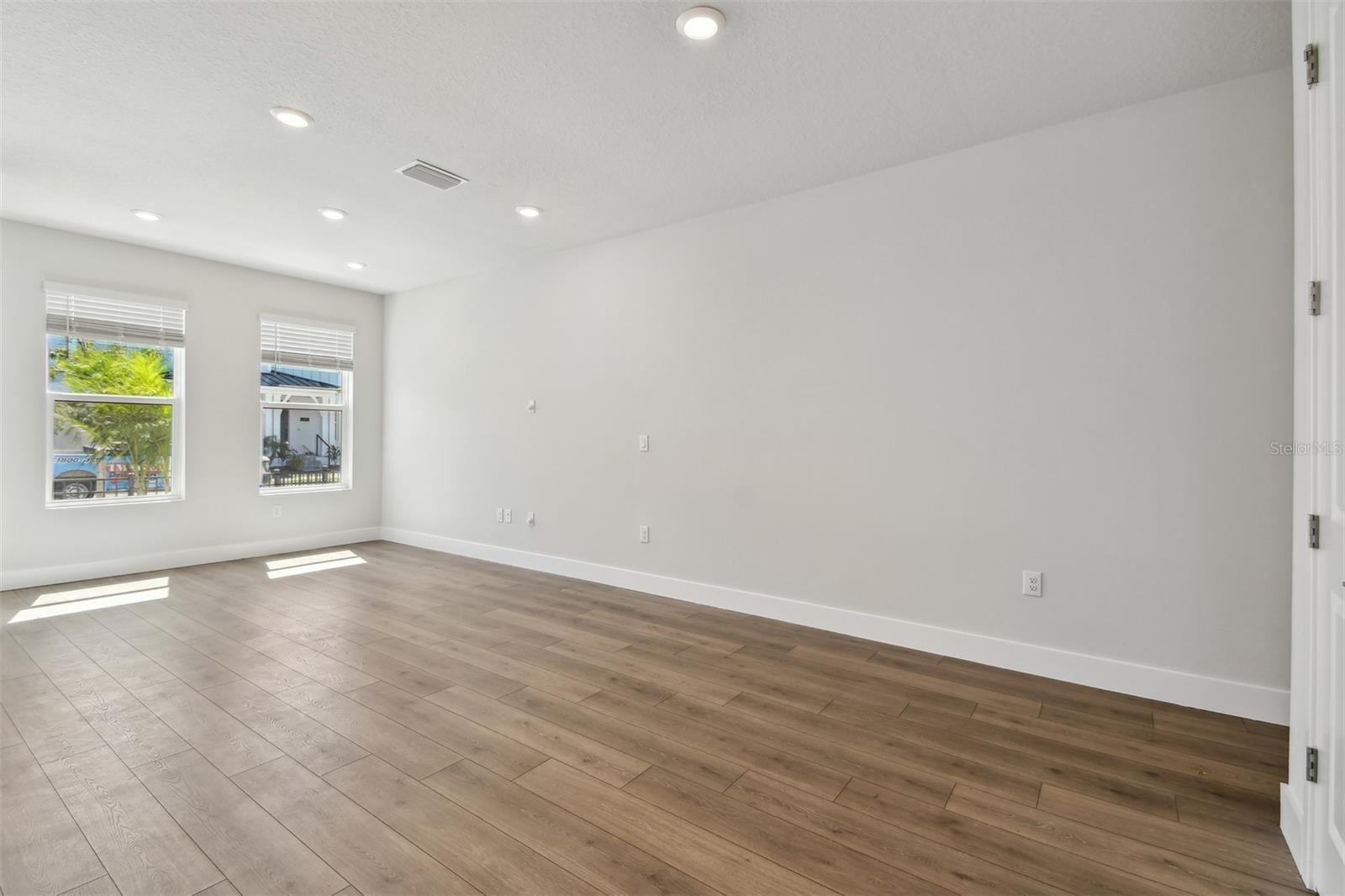 7205 SUTTON LN, SARASOTA, FL, 34240