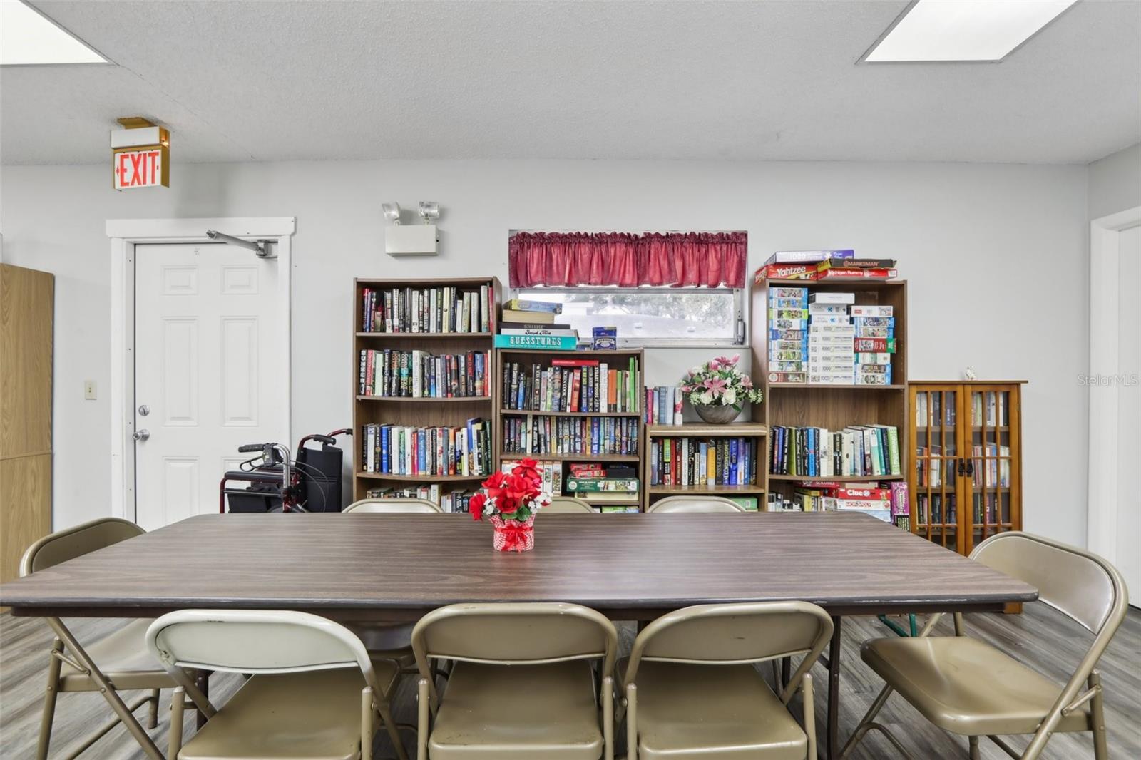 2832 ORANGE TREE CIR N #B, PALM HARBOR, FL, 34684