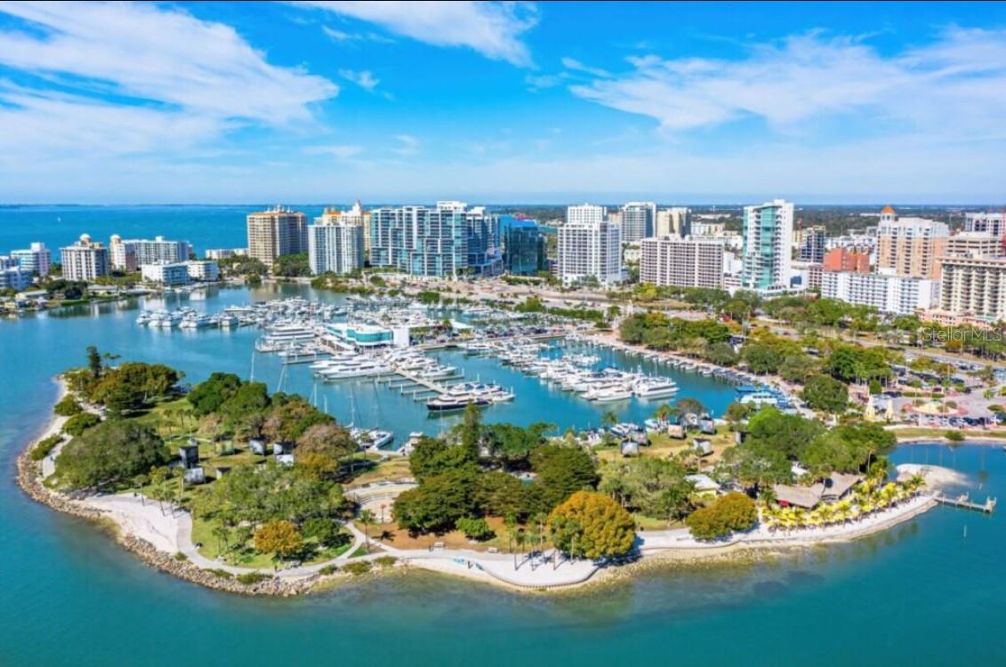 2408 BAY ST, SARASOTA, FL, 34237