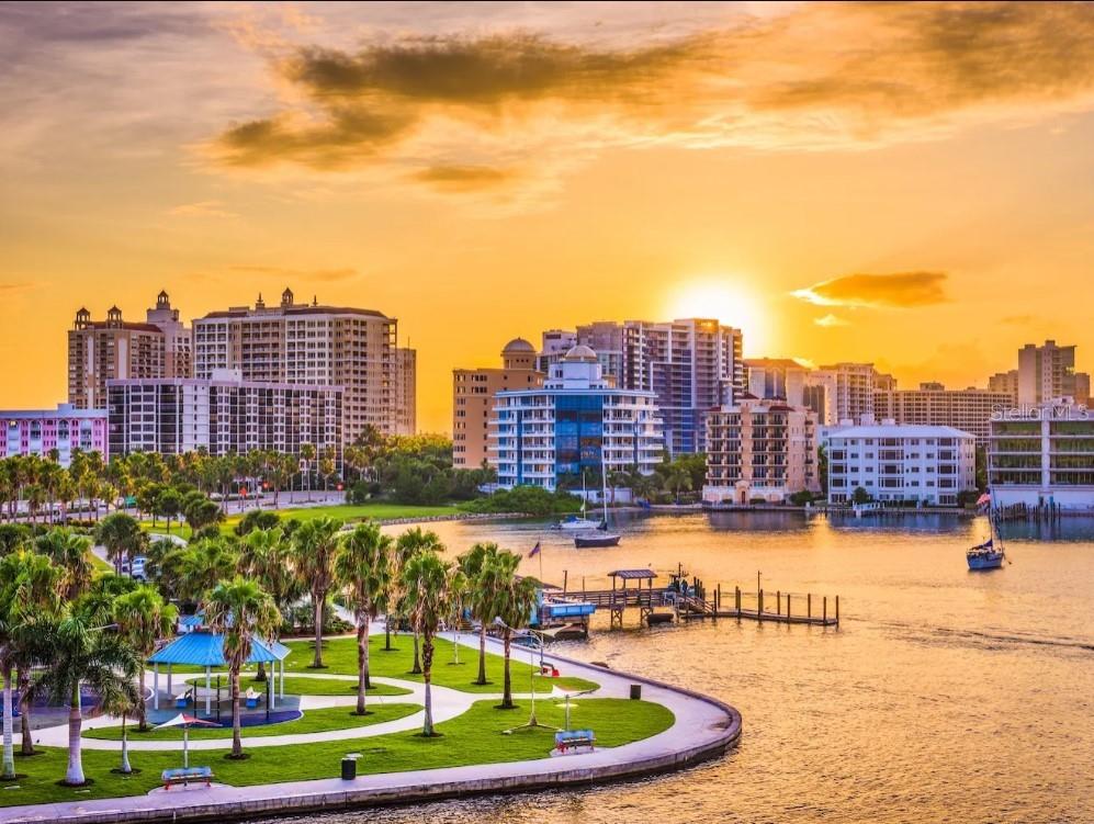 2408 BAY ST, SARASOTA, FL, 34237
