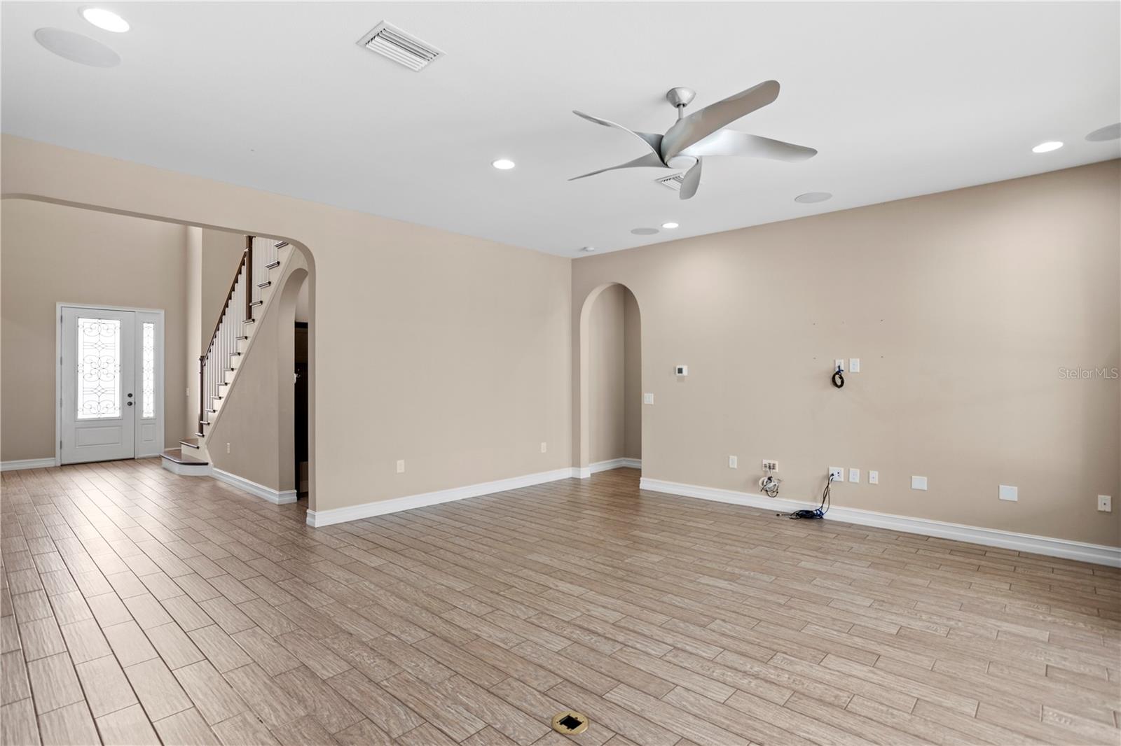 28475 MARSCIANO LN, WESLEY CHAPEL, FL, 33543