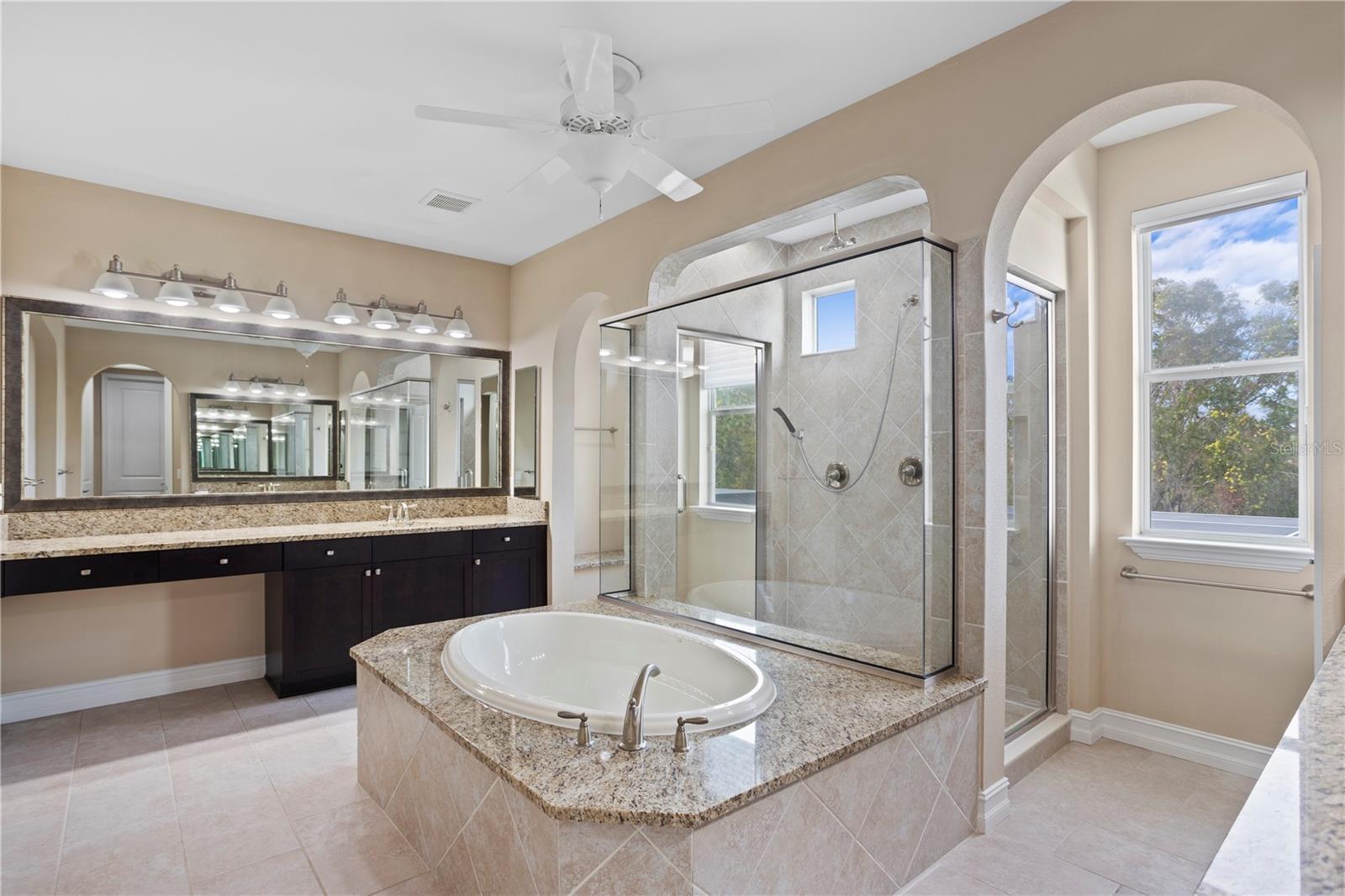 28475 MARSCIANO LN, WESLEY CHAPEL, FL, 33543