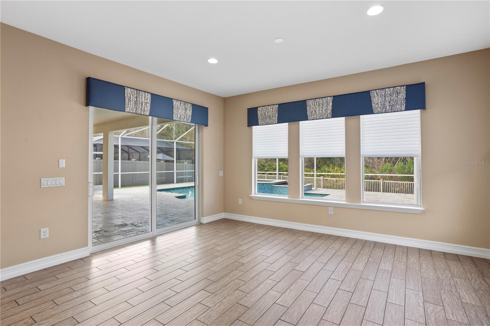 28475 MARSCIANO LN, WESLEY CHAPEL, FL, 33543
