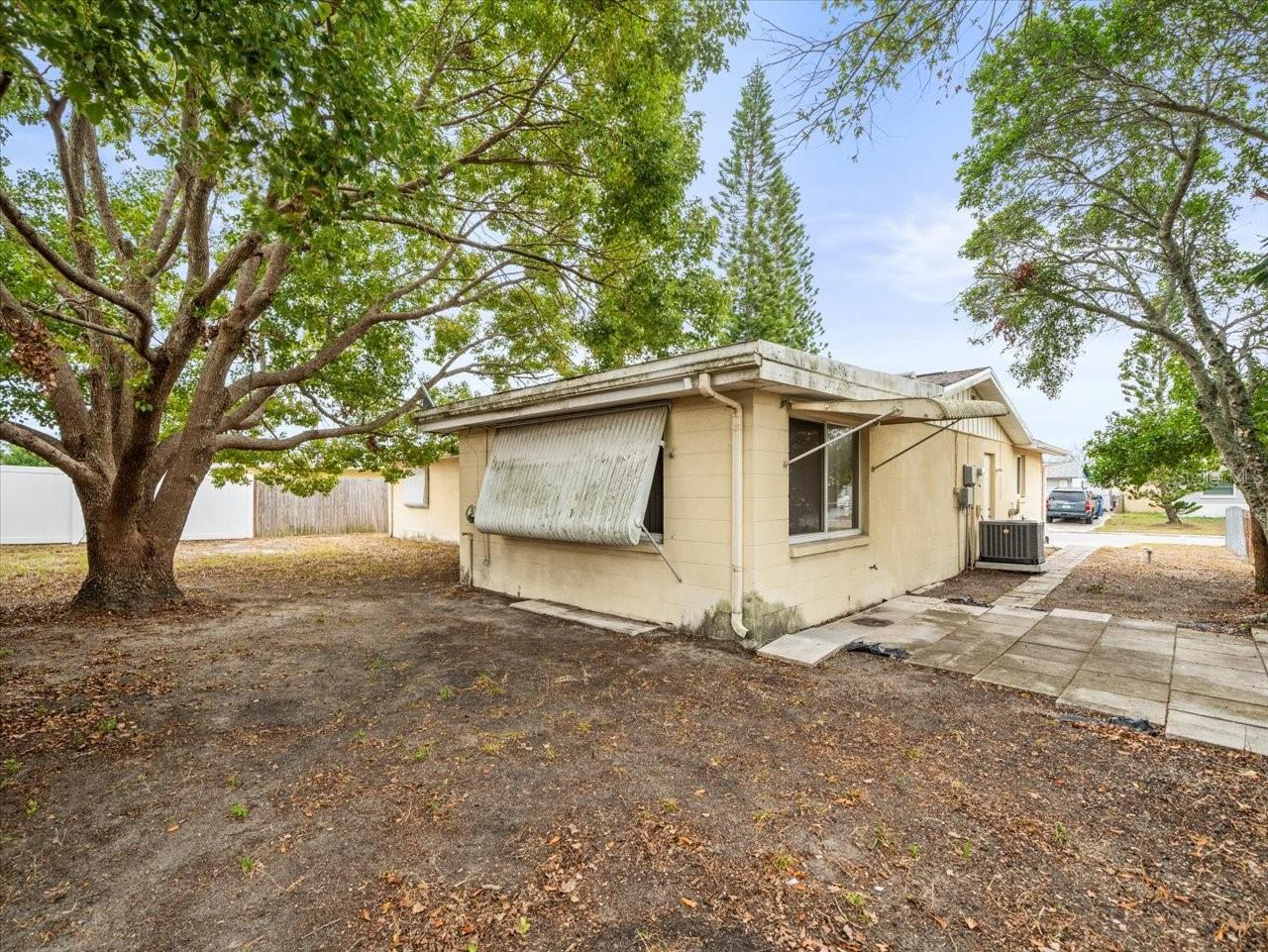 3519 EISENHOWER DR, HOLIDAY, FL, 34691