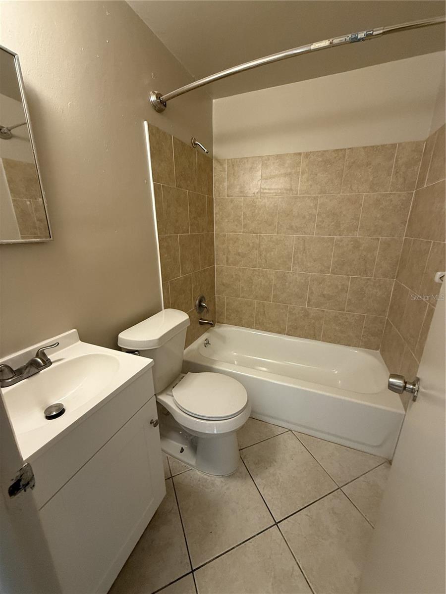 800 N HASTINGS ST #206, ORLANDO, FL, 32808