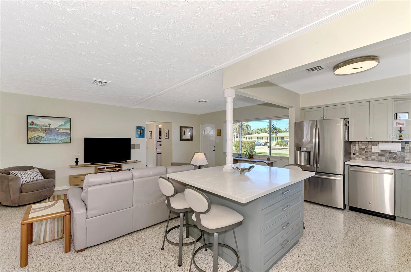 221 FIRENZE AVE W, VENICE, FL, 34285