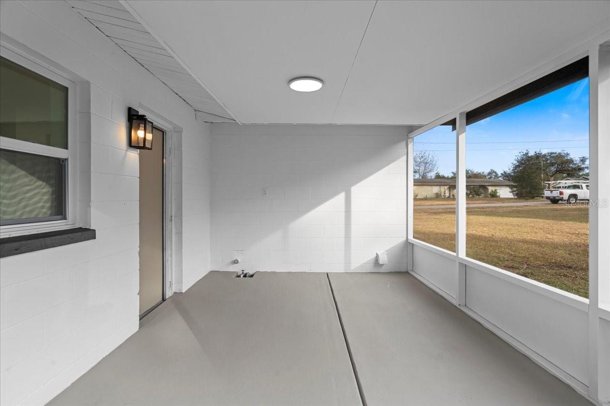 11901 MUNBURY DR, DADE CITY, FL, 33525