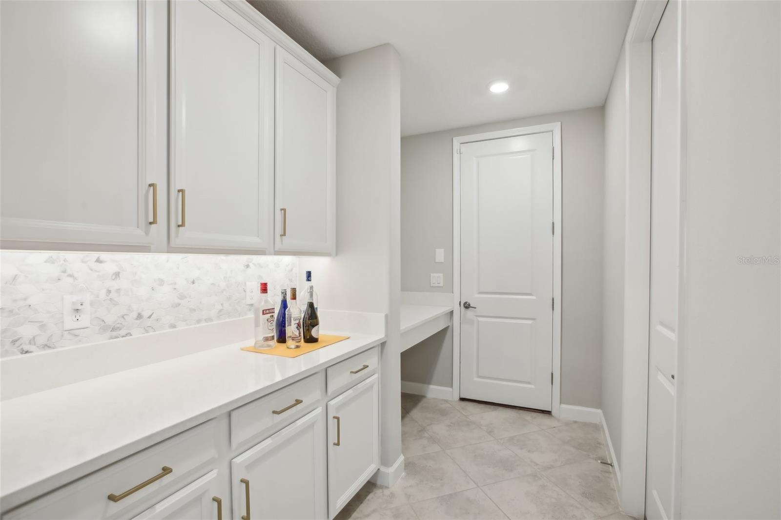 5305 TULIP DROP DR, WIMAUMA, FL, 33598