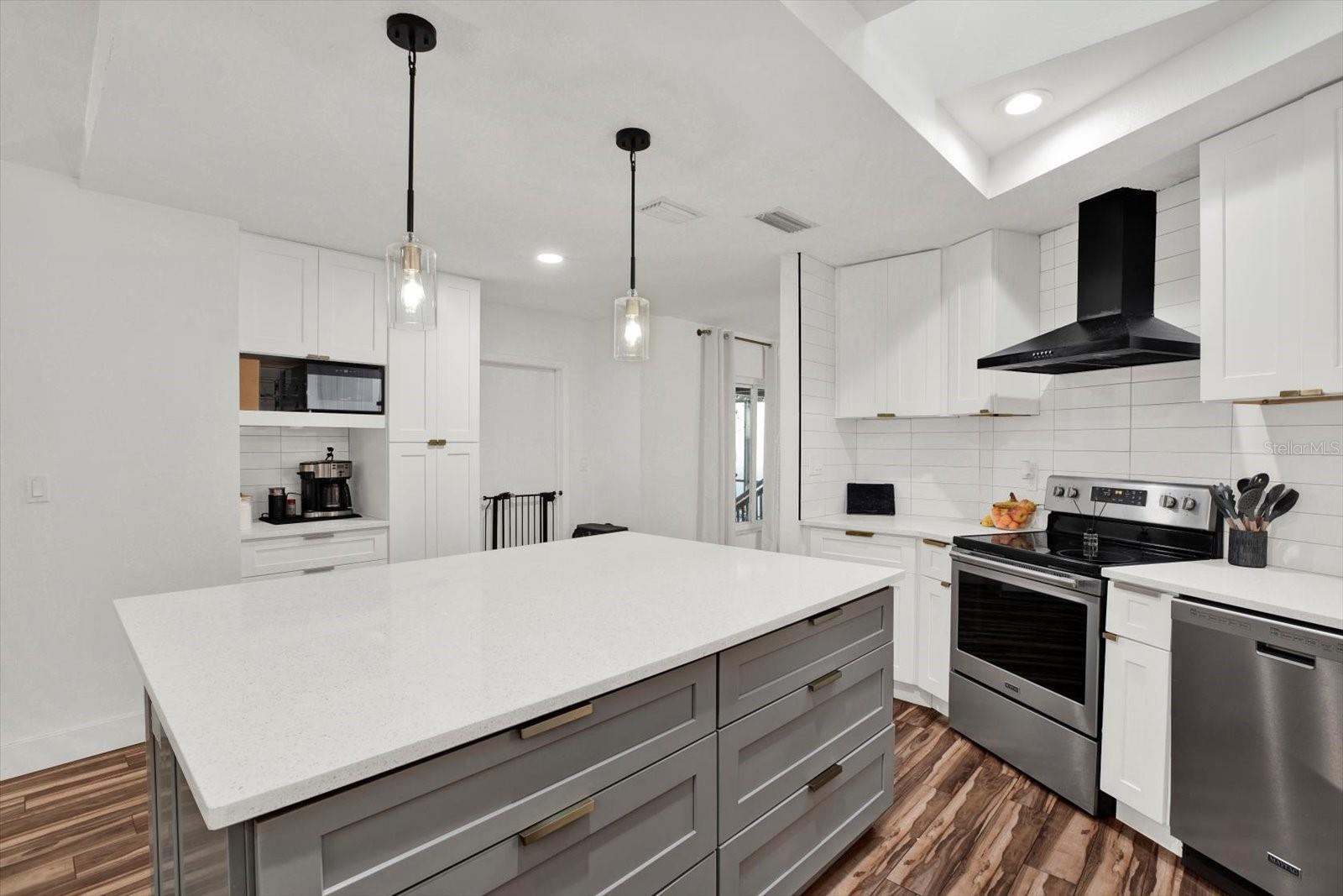 4940 CARDINAL TRL, PALM HARBOR, FL, 34683
