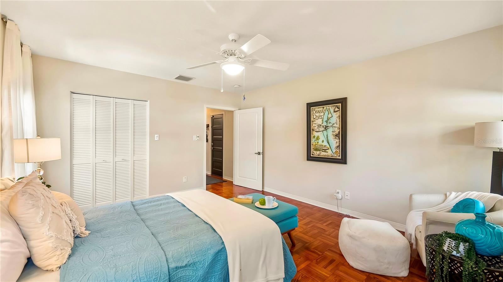 105 17TH AVE NE, ST PETERSBURG, FL, 33704