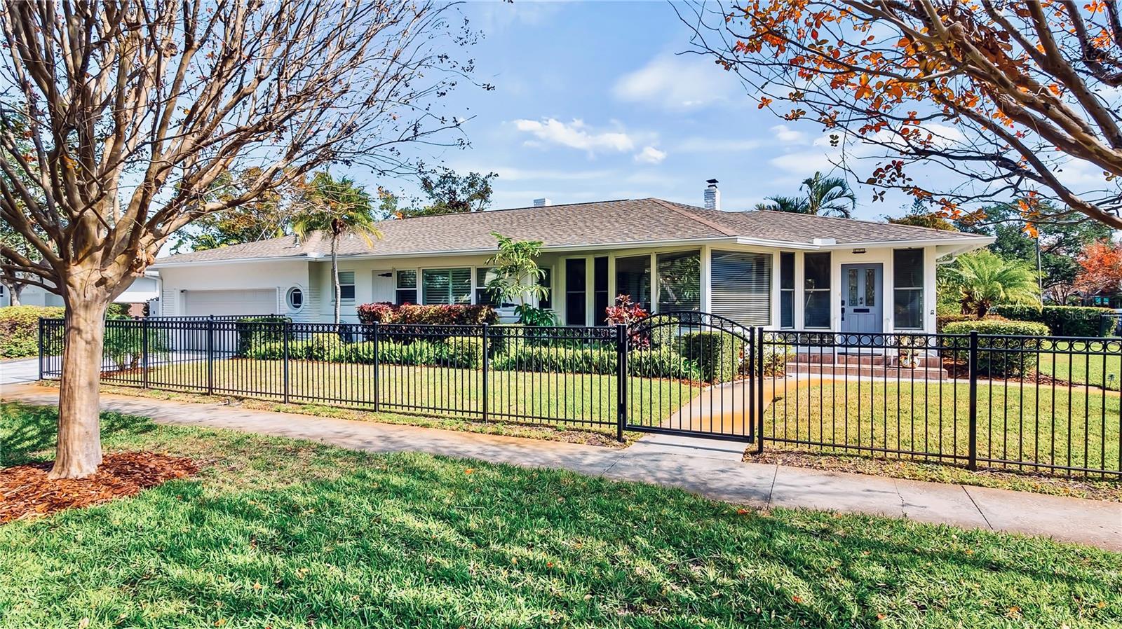 105 17TH AVE NE, ST PETERSBURG, FL, 33704