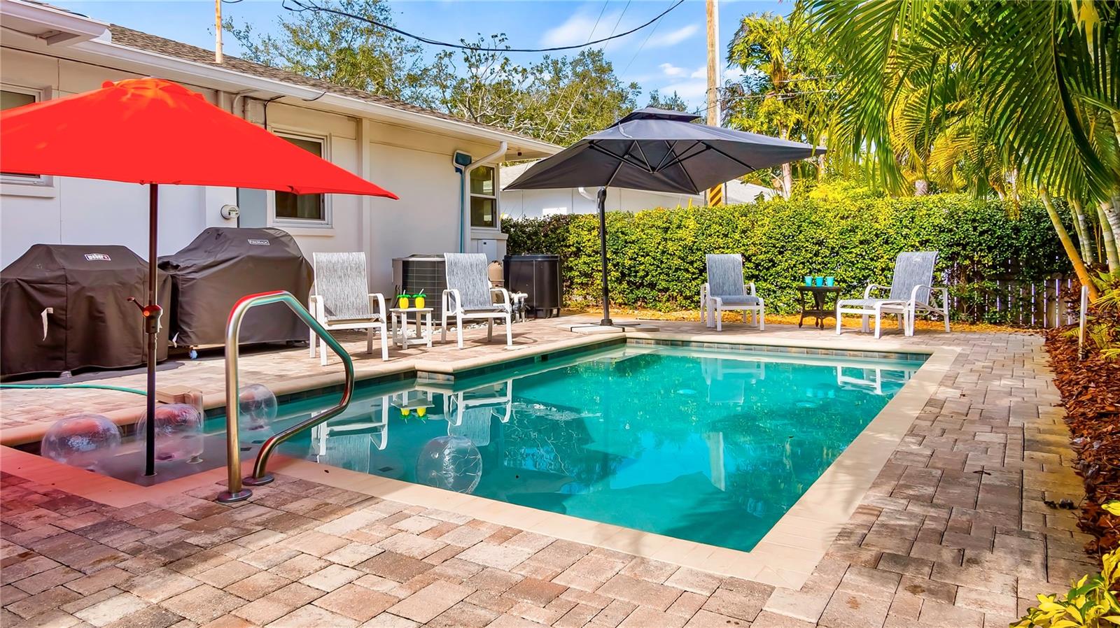 105 17TH AVE NE, ST PETERSBURG, FL, 33704