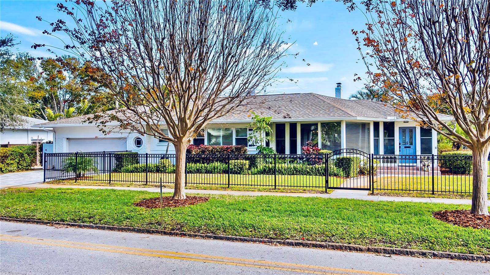 105 17TH AVE NE, ST PETERSBURG, FL, 33704