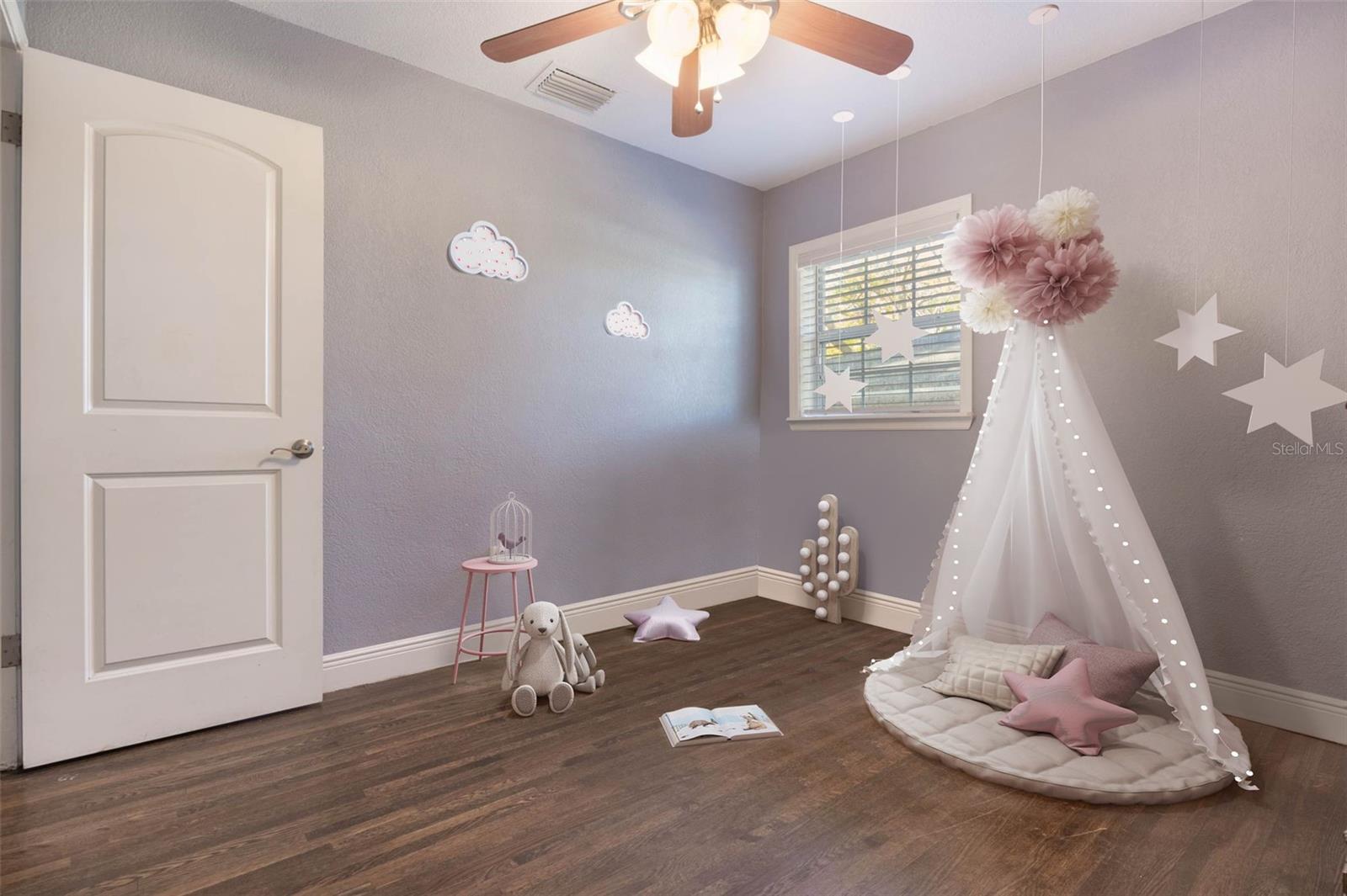 1333 LAKEVIEW DR, CLERMONT, FL, 34711
