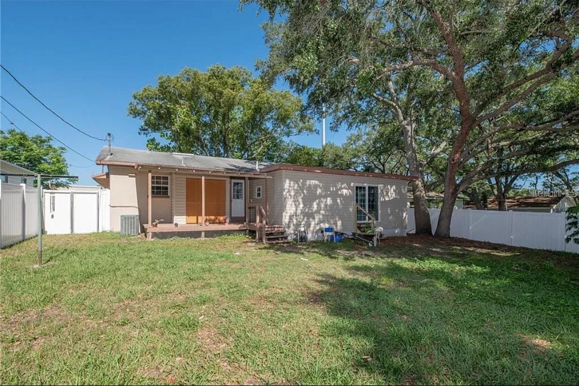 1333 LAKEVIEW DR, CLERMONT, FL, 34711