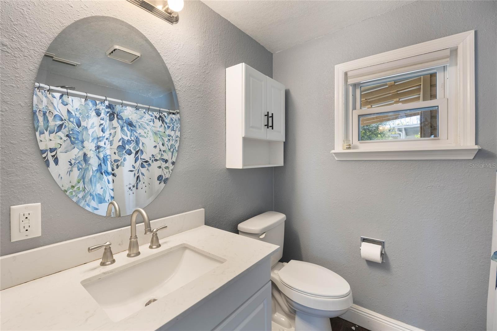 1333 LAKEVIEW DR, CLERMONT, FL, 34711