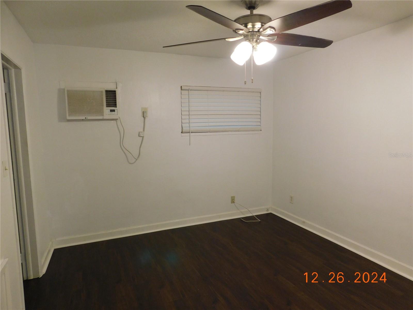 936 E GIDDENS AVE #3, TAMPA, FL, 33603