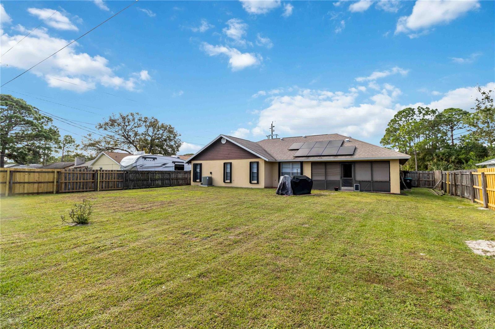 1063 LAMPLIGHTER DR NW, PALM BAY, FL, 32907