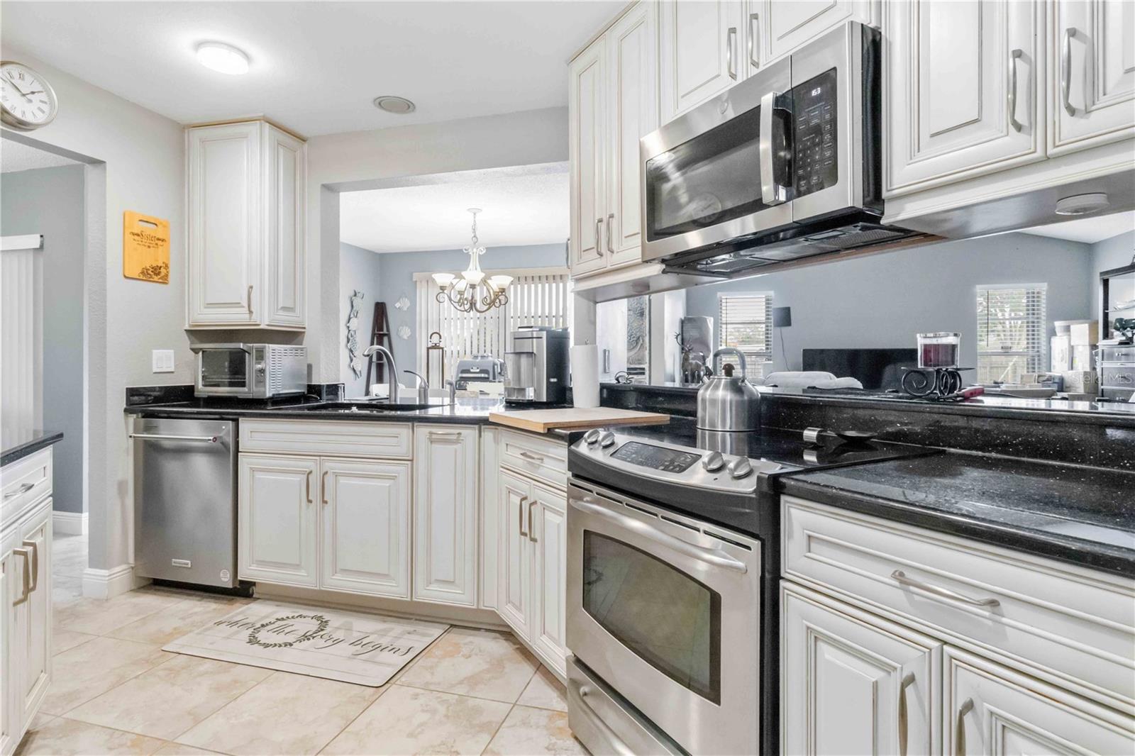 1063 LAMPLIGHTER DR NW, PALM BAY, FL, 32907