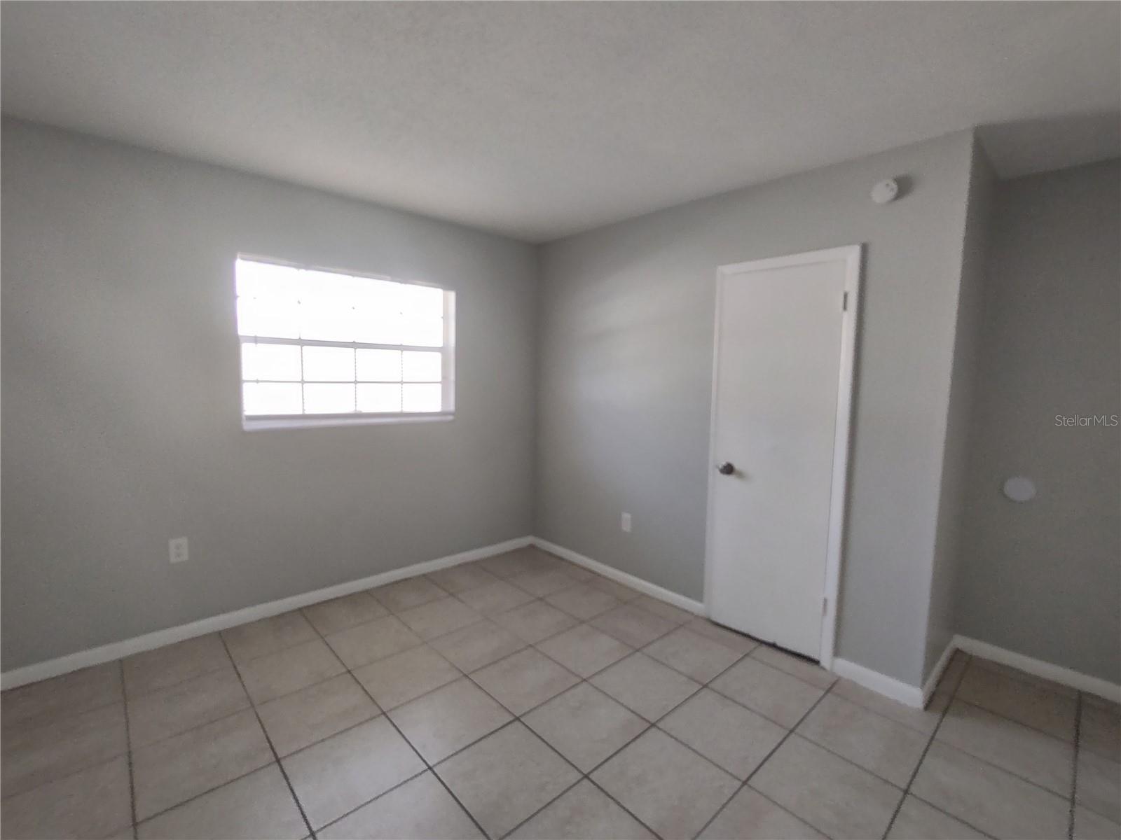 706 W DIXIE AVE #16, LEESBURG, FL, 34748