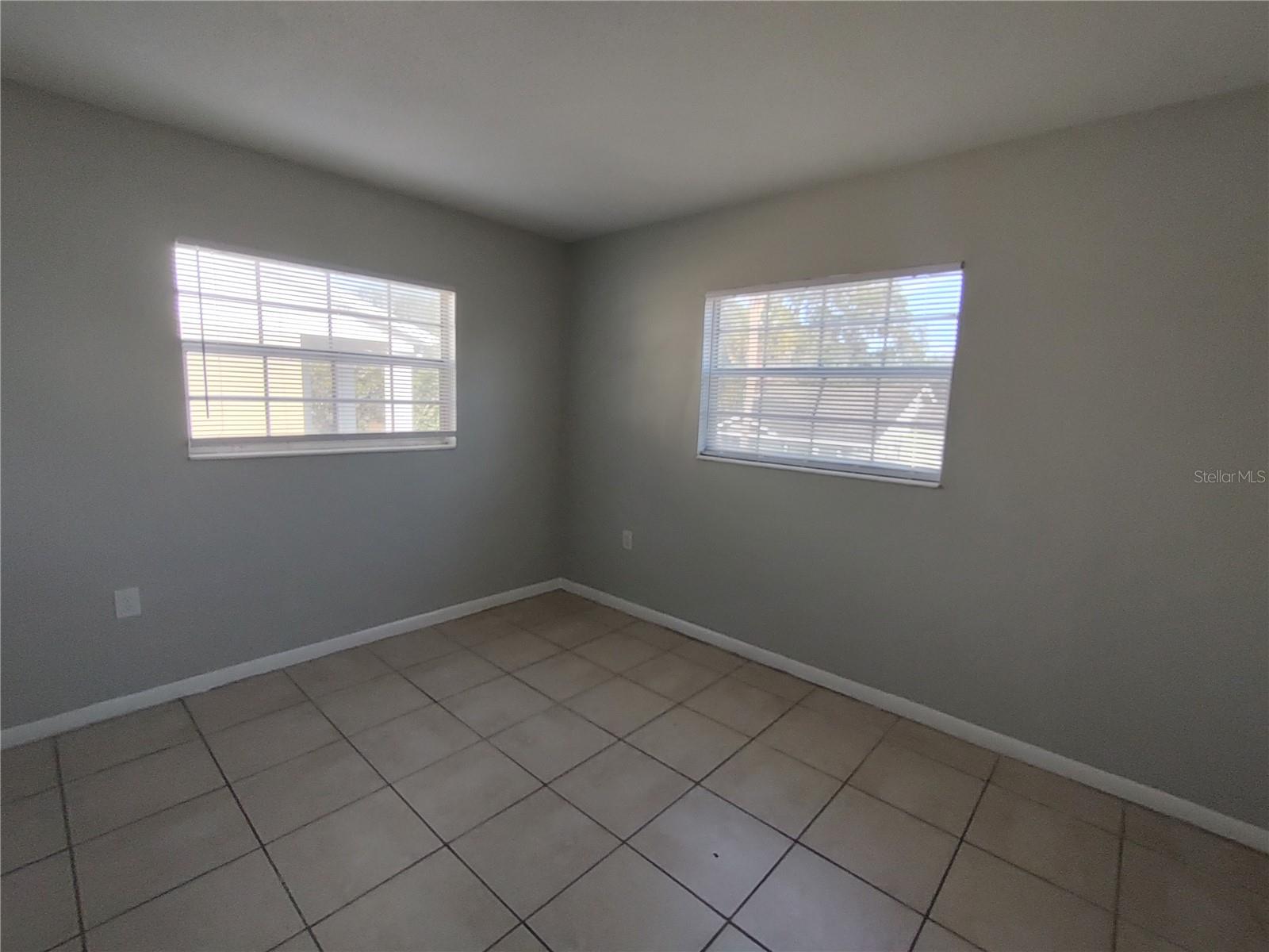 706 W DIXIE AVE #16, LEESBURG, FL, 34748