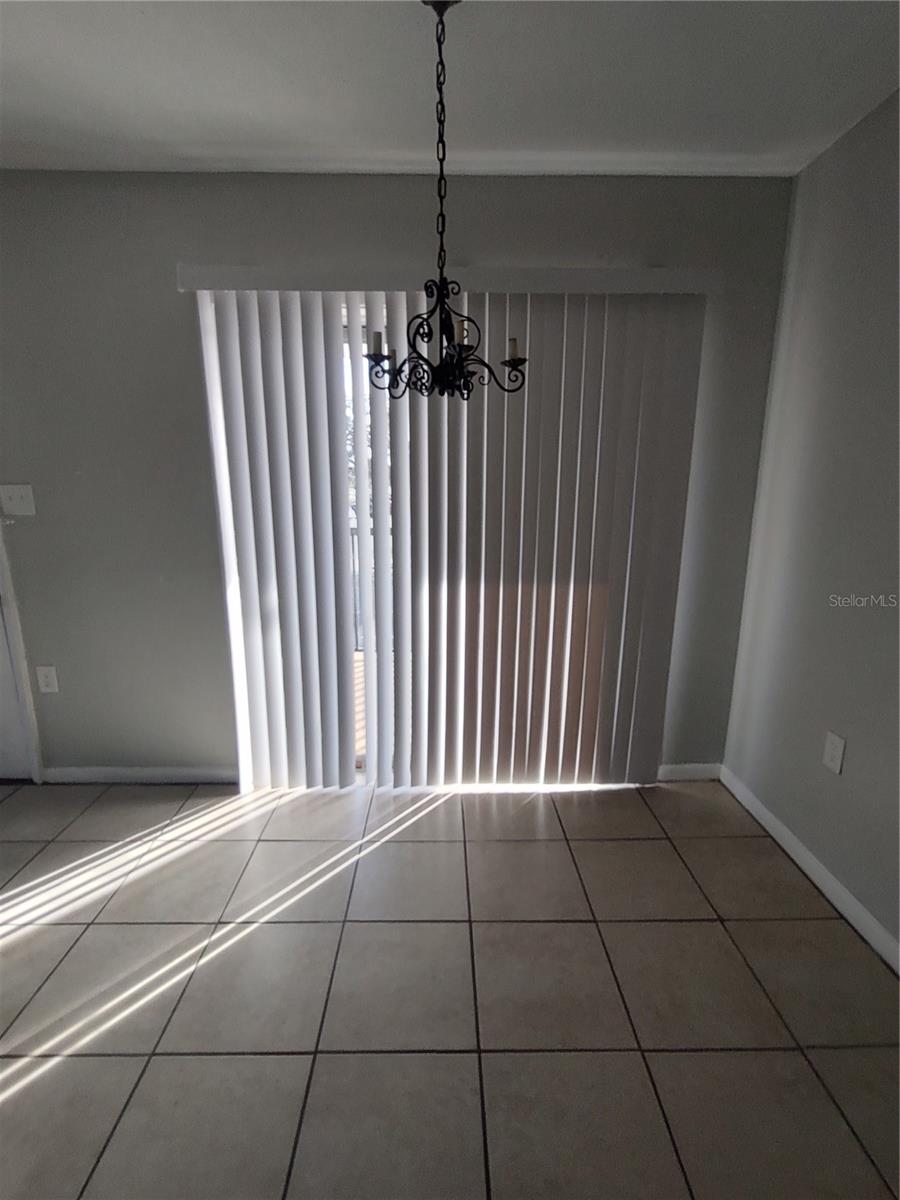 706 W DIXIE AVE #16, LEESBURG, FL, 34748