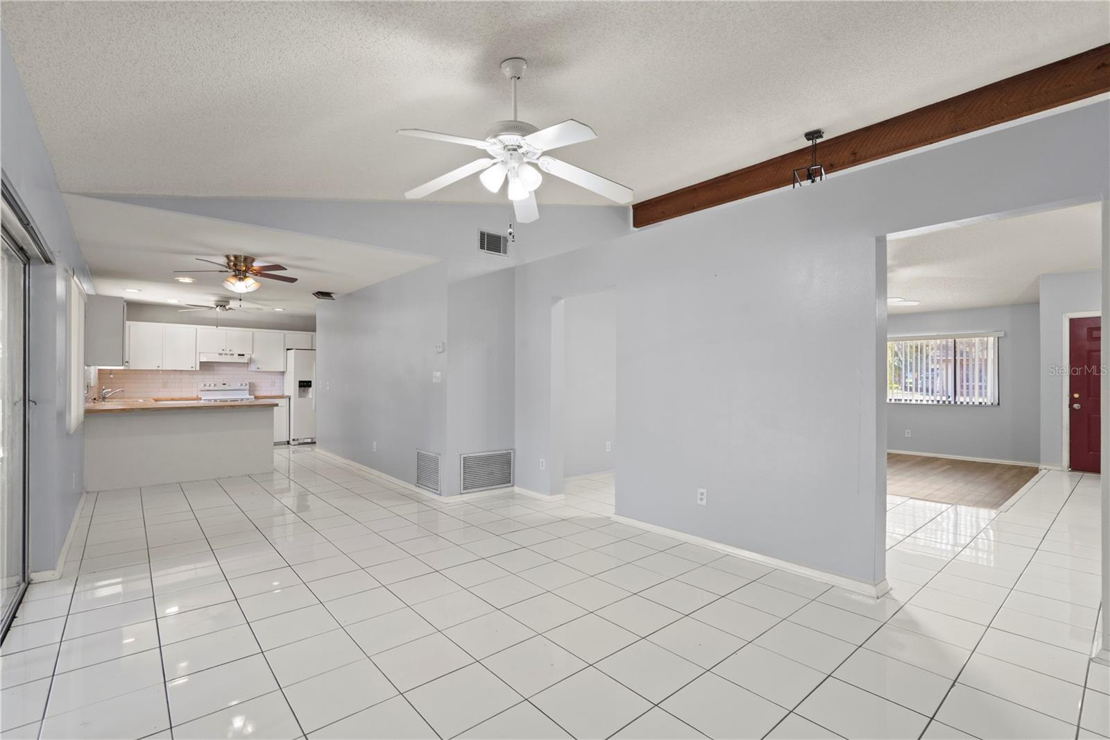 1163 QUEEN ELAINE DR, CASSELBERRY, FL, 32707