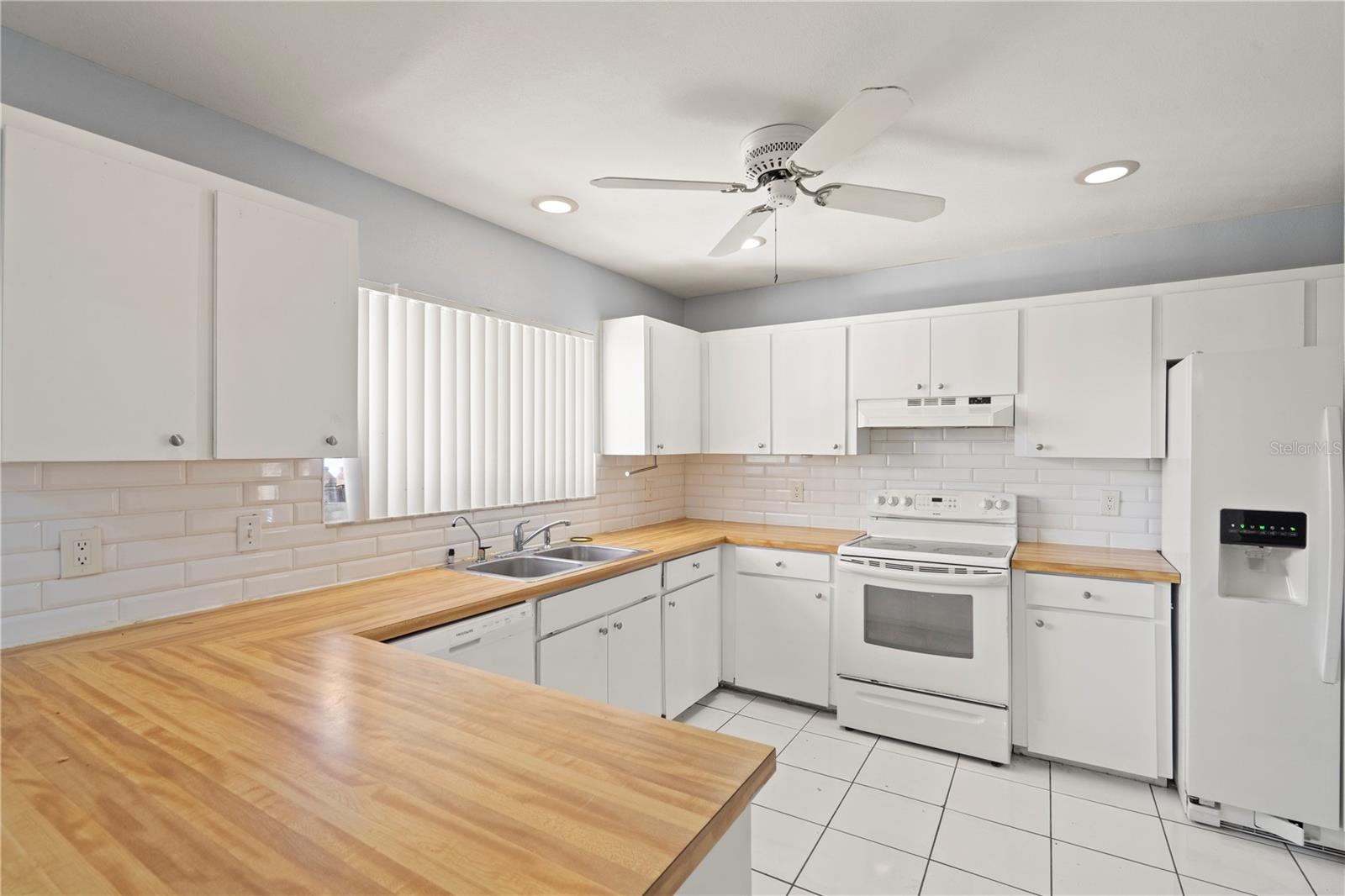 1163 QUEEN ELAINE DR, CASSELBERRY, FL, 32707
