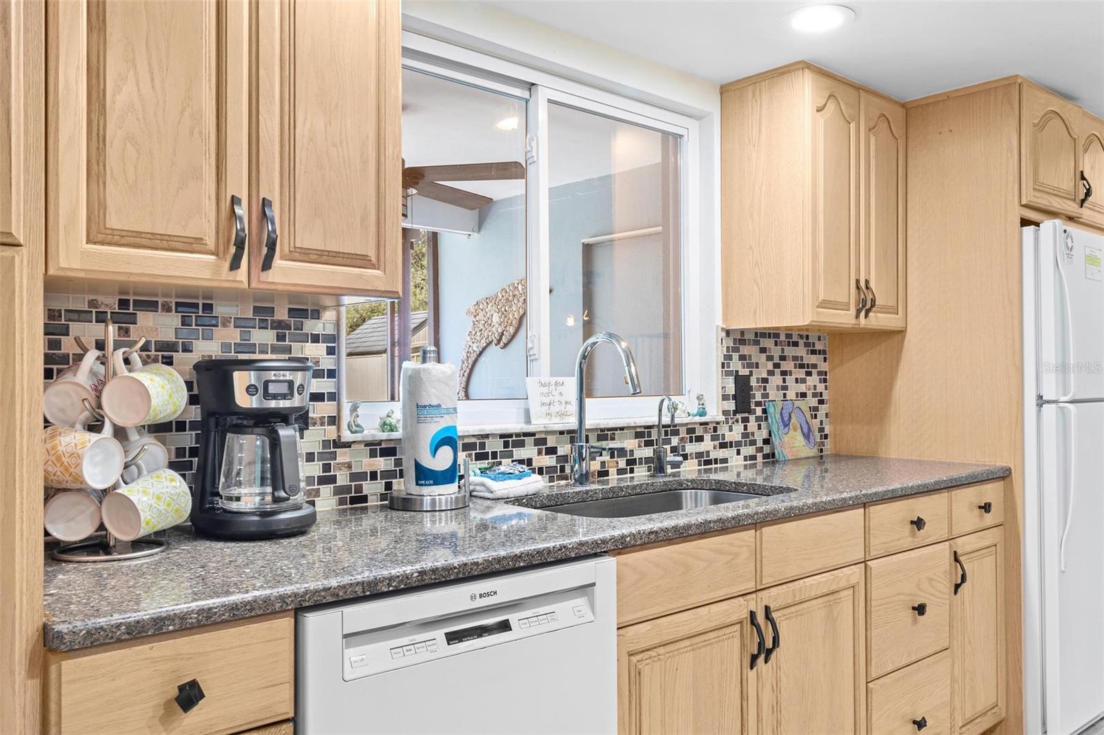 1560 SIMMONS DR, CLEARWATER, FL, 33756