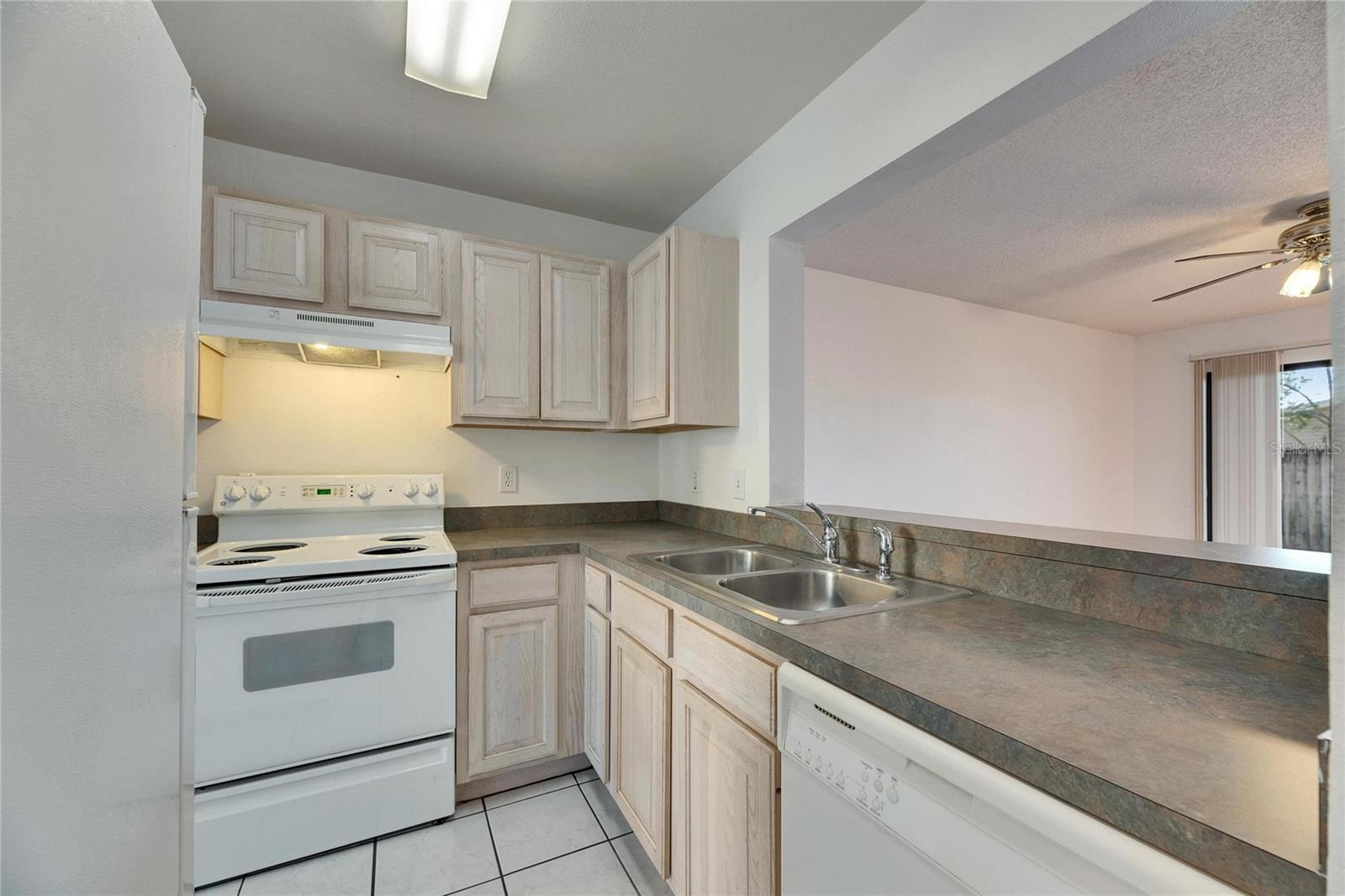 1470 HIGHLAND RIDGE CIR, BRANDON, FL, 33510