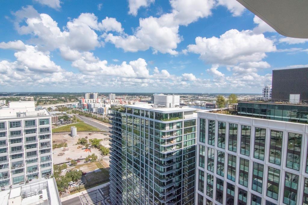 1000 WATER ST #2402, TAMPA, FL, 33602