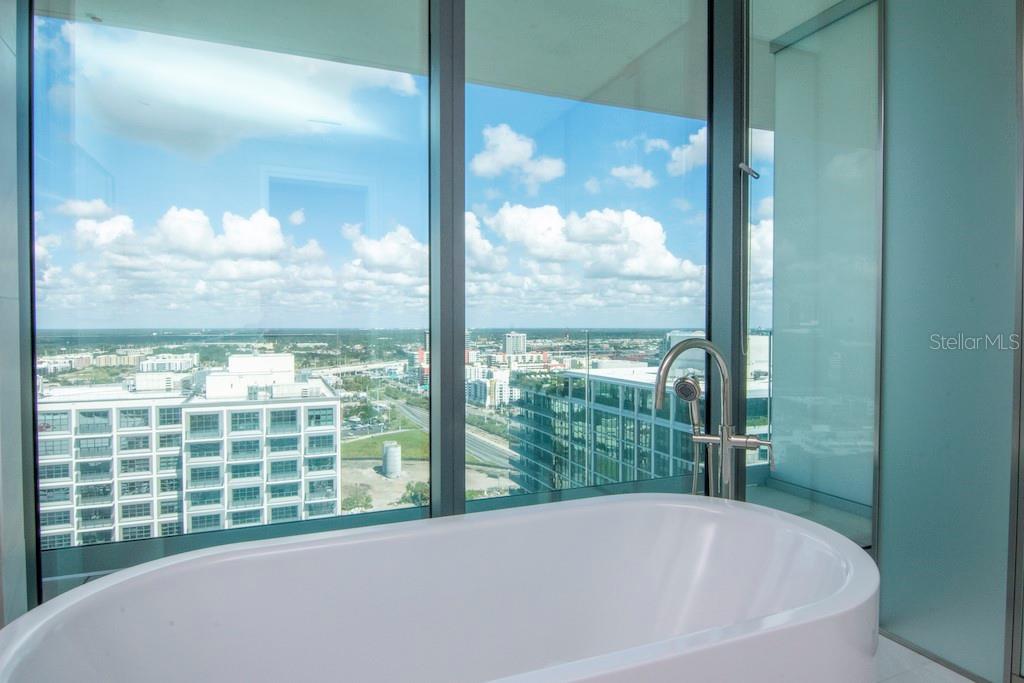 1000 WATER ST #2402, TAMPA, FL, 33602
