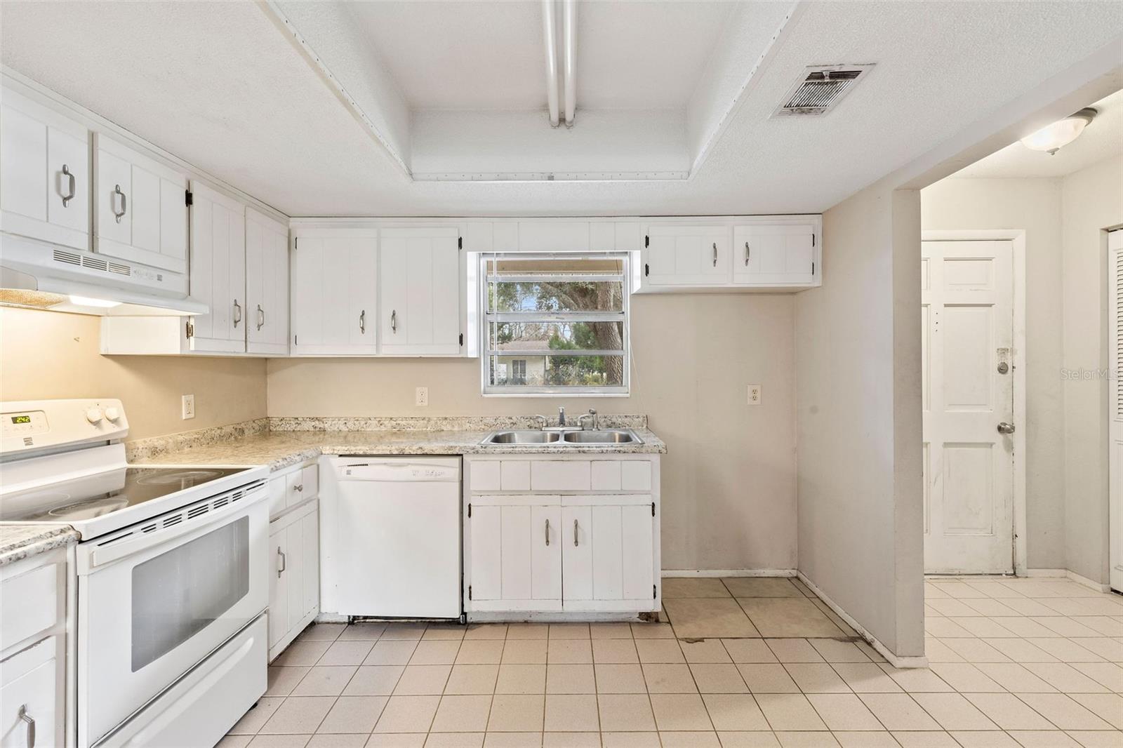2360 N KEPLER RD, DELAND, FL, 32724
