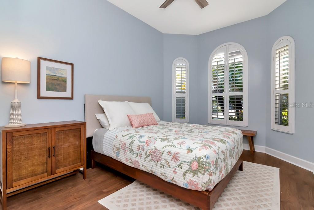3812 MISTY LANDING DR, VALRICO, FL, 33594