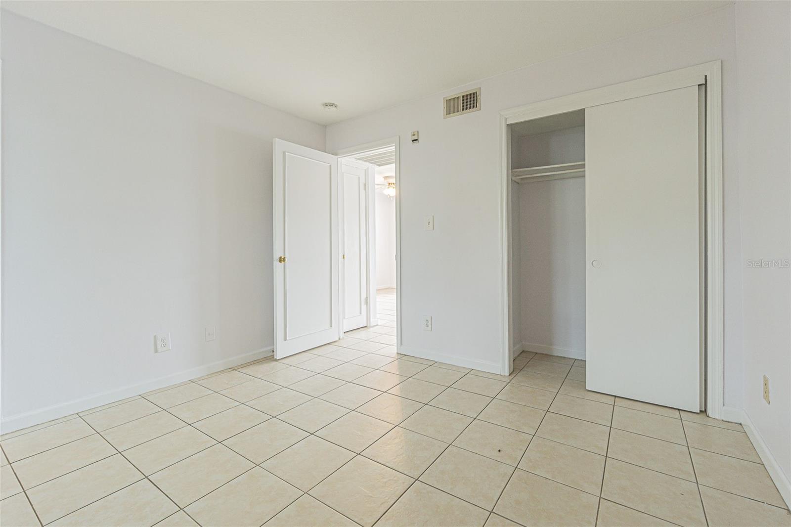 190 POMPANO DR SE #A, ST PETERSBURG, FL, 33705
