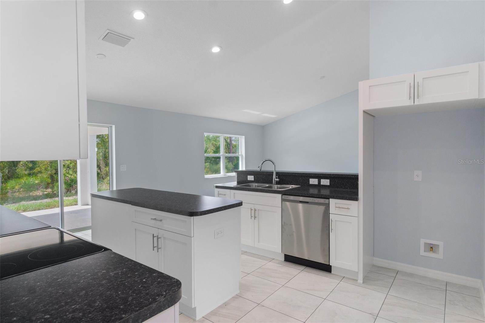 12167 PINE CLUB CIR, WEEKI WACHEE, FL, 34614
