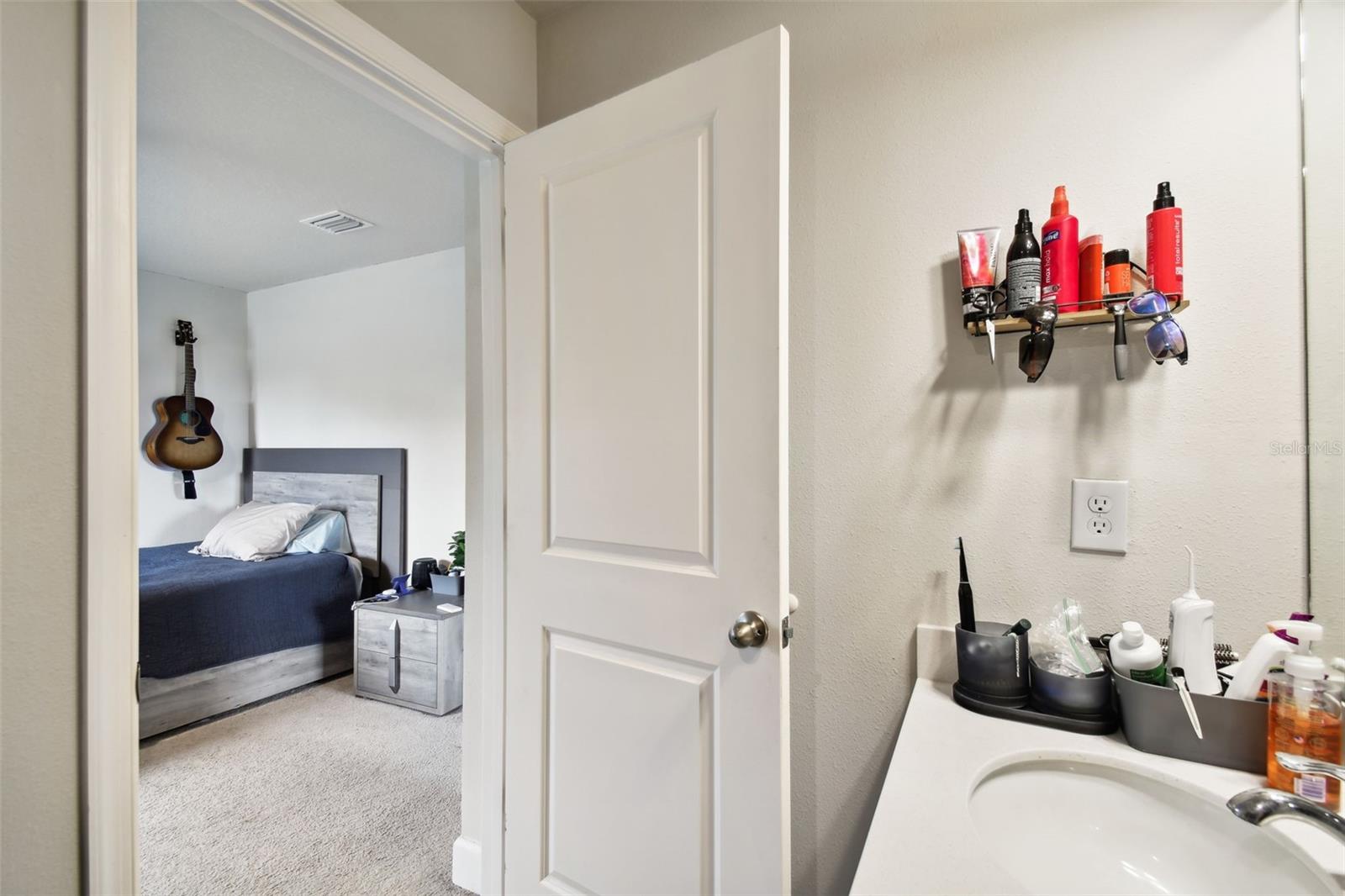 8368 GREENWAY AVE, WESLEY CHAPEL, FL, 33544