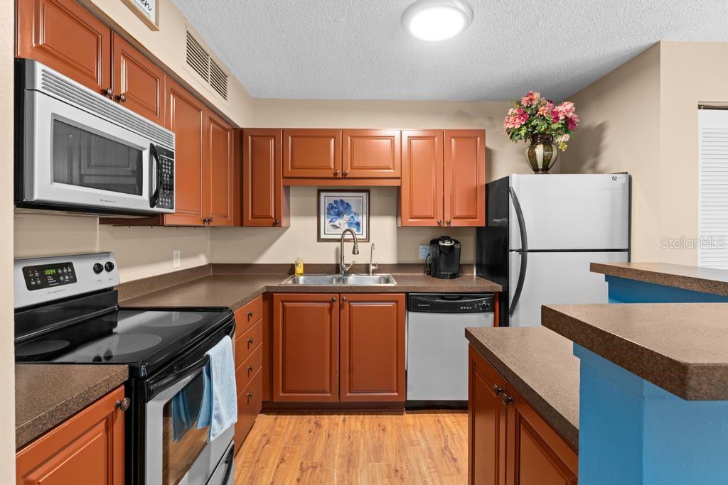 365 FORESTWAY CIR #204, ALTAMONTE SPRINGS, FL, 32701