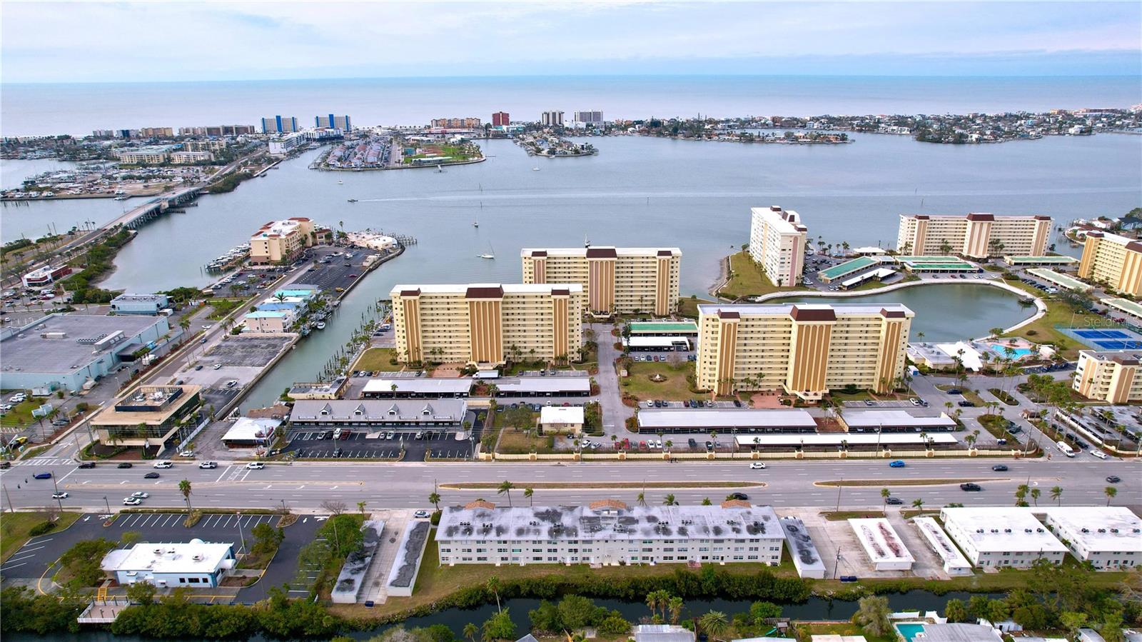 4455 DUHME RD #303, ST PETERSBURG, FL, 33708
