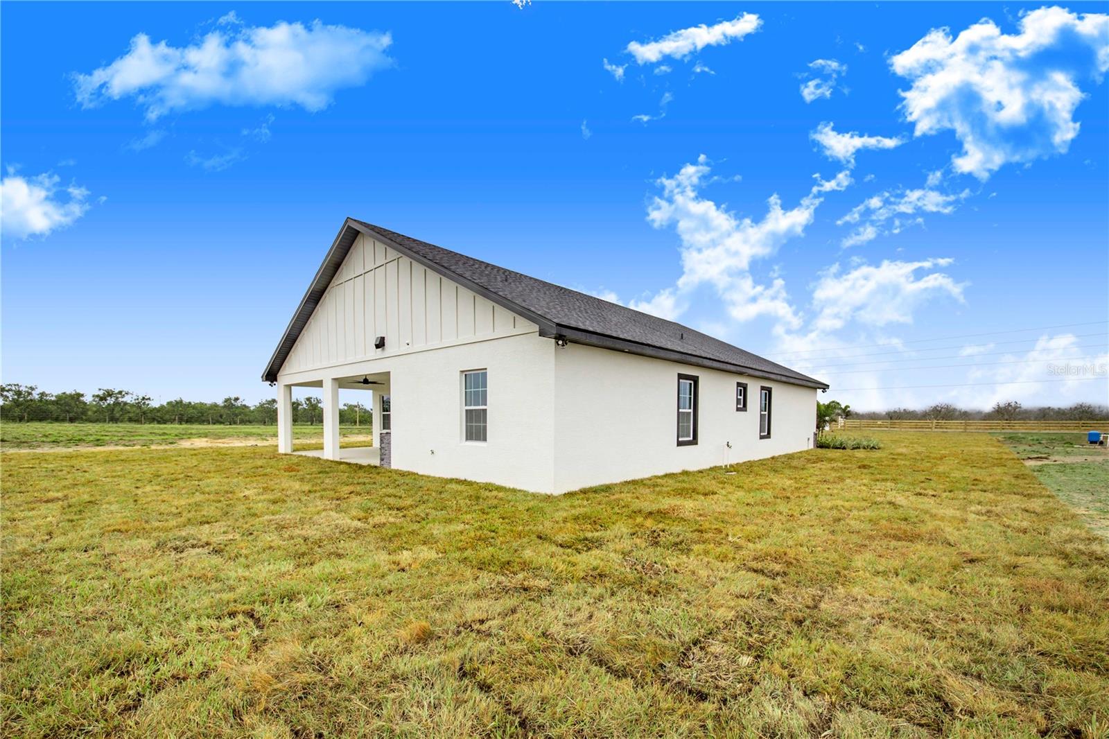 2200 MCCLELLAN RD, FROSTPROOF, FL, 33843