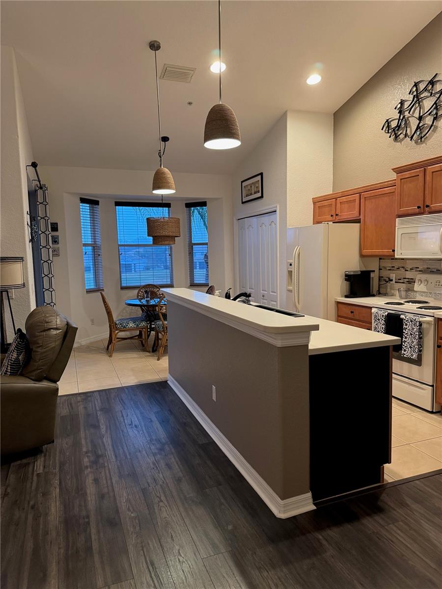 915 FAIRWAYCOVE LN #206, BRADENTON, FL, 34212