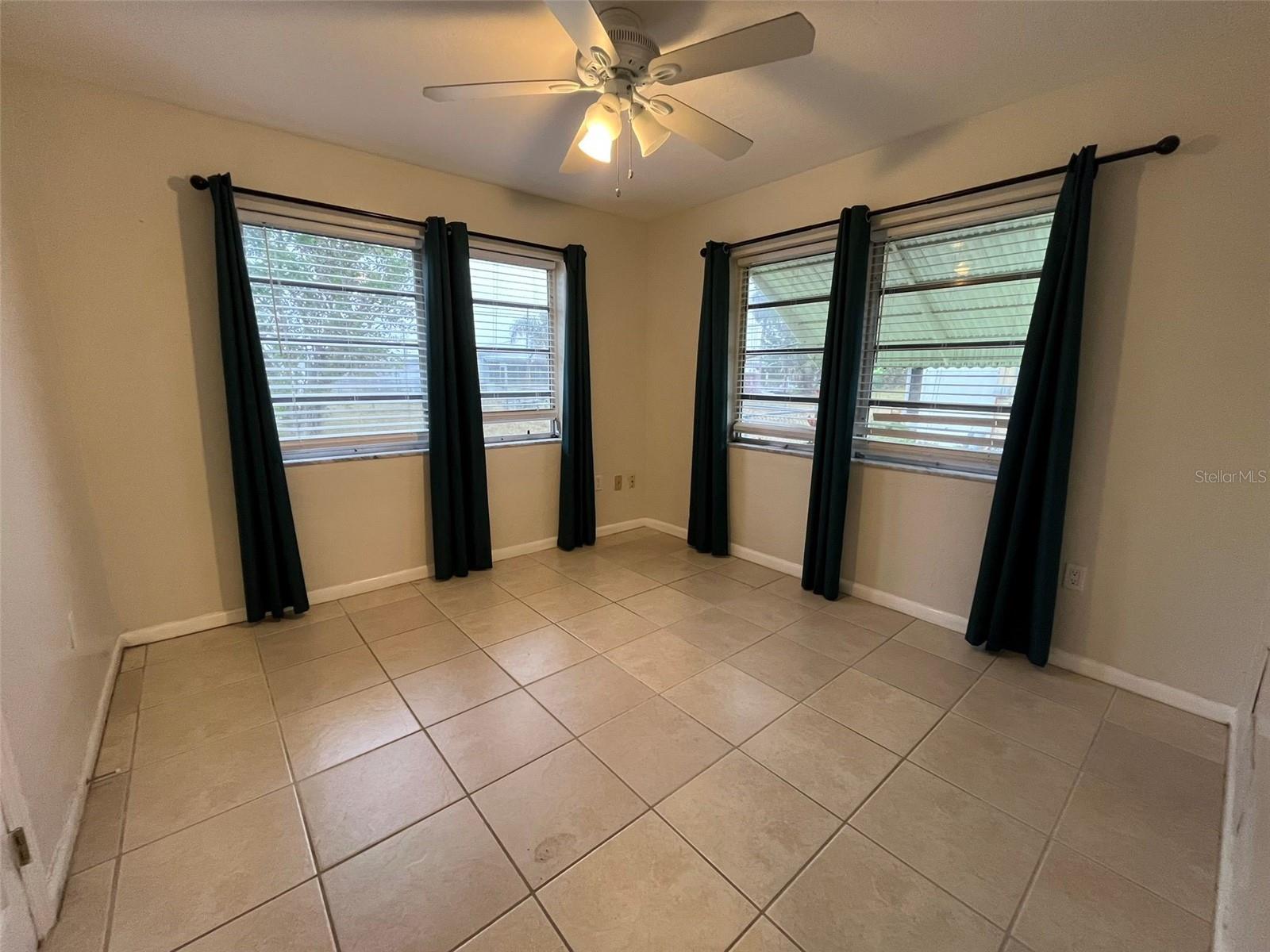 22180 MIDWAY BLVD, PORT CHARLOTTE, FL, 33952
