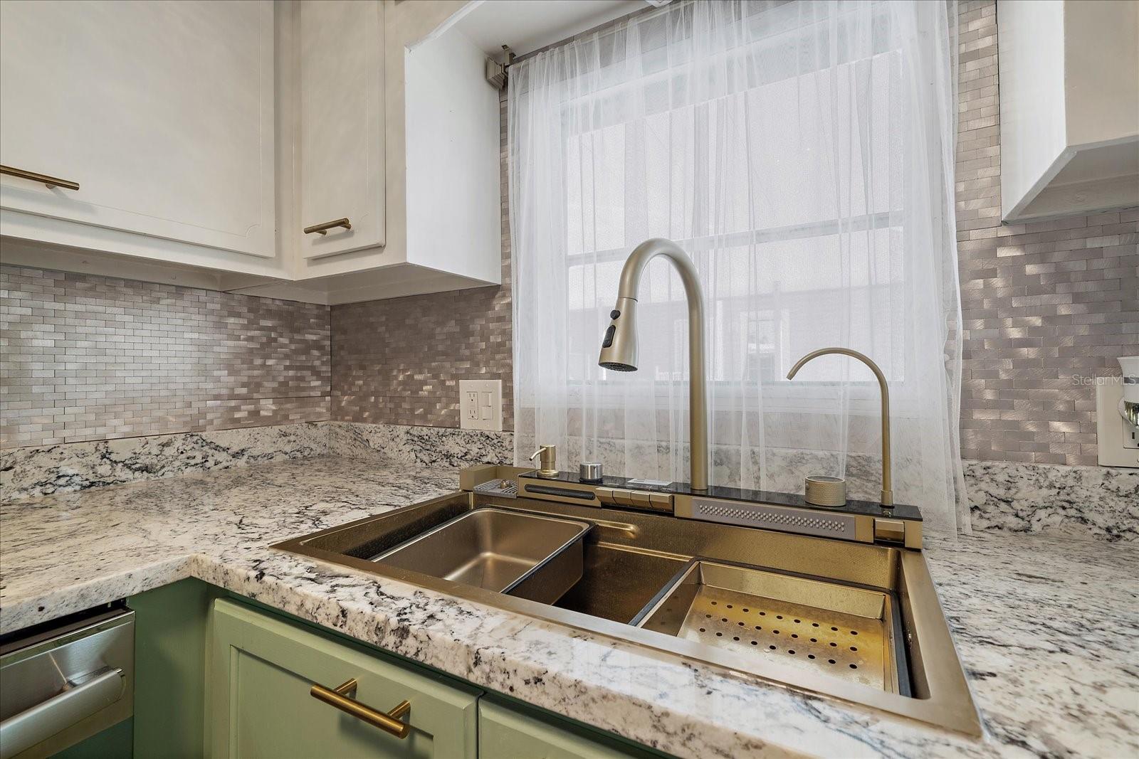 2103 18TH ST W, BRADENTON, FL, 34205