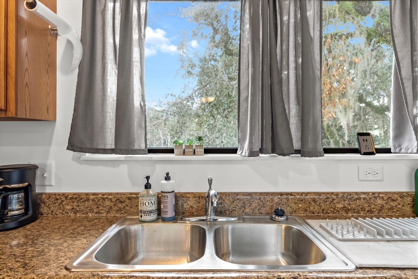 10460 W NEW YORK ST, HOMOSASSA, FL, 34448