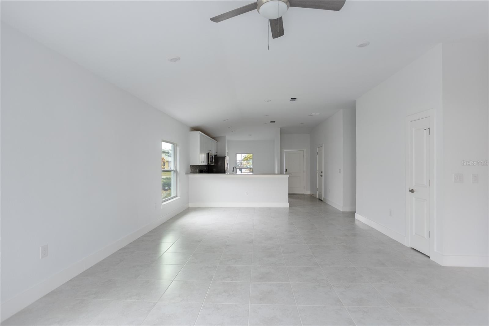 573 ROSE APPLE CIR, PORT CHARLOTTE, FL, 33954