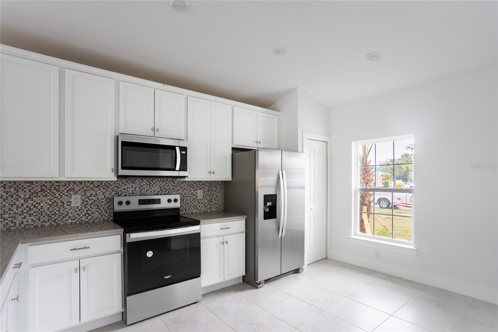 573 ROSE APPLE CIR, PORT CHARLOTTE, FL, 33954