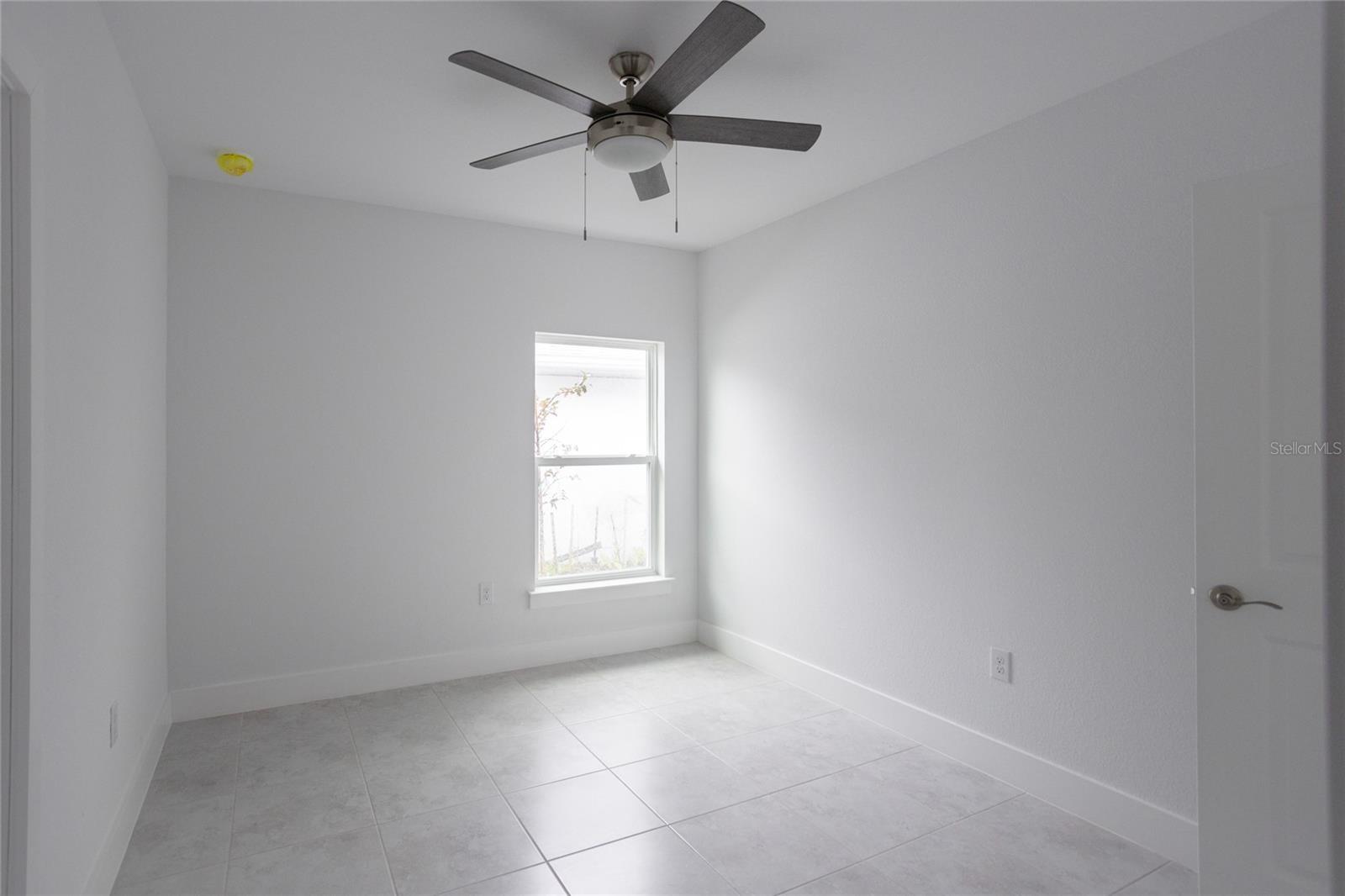 573 ROSE APPLE CIR, PORT CHARLOTTE, FL, 33954