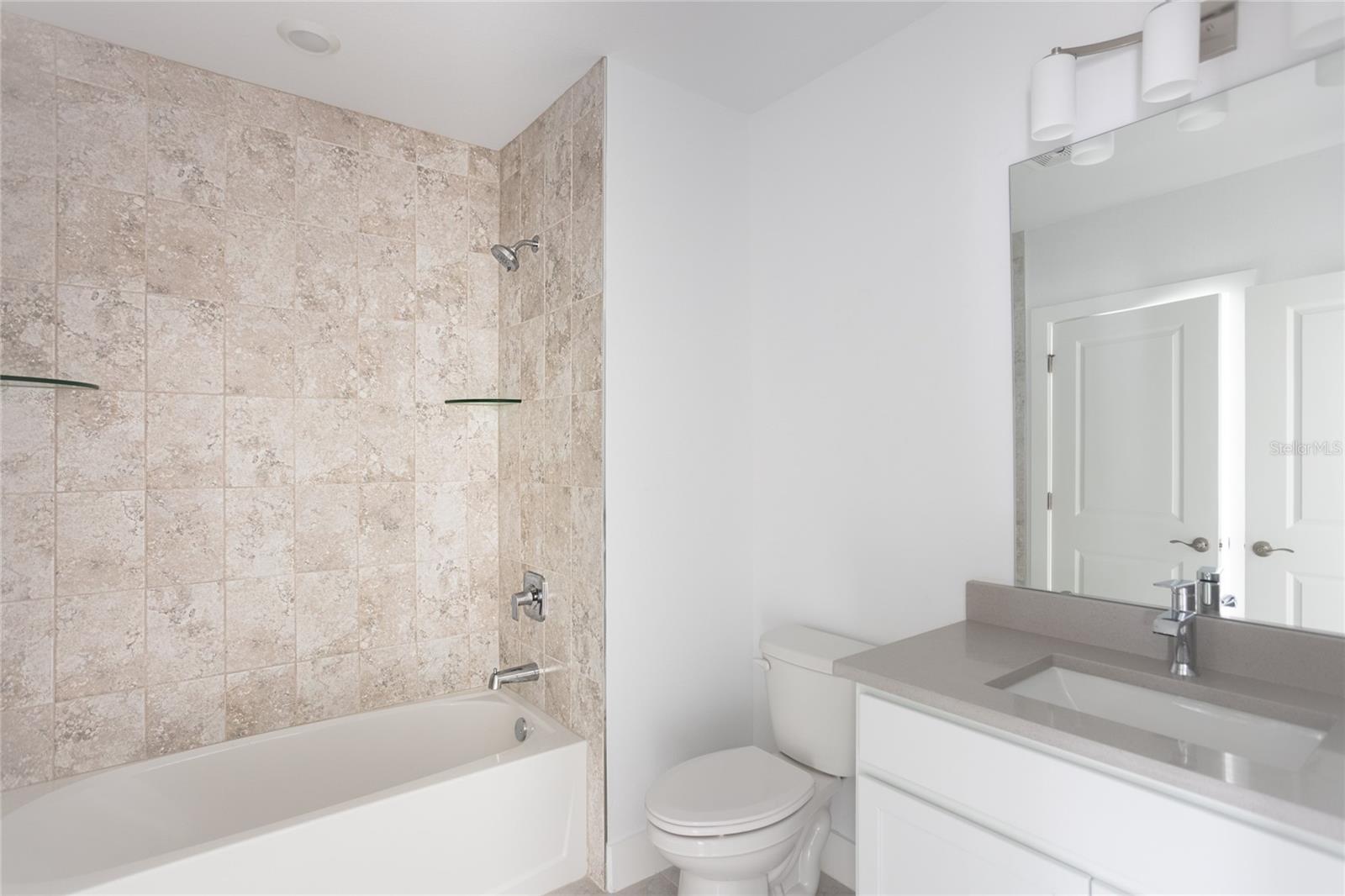 573 ROSE APPLE CIR, PORT CHARLOTTE, FL, 33954